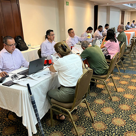 Talleres de Información y giras de trabajo
