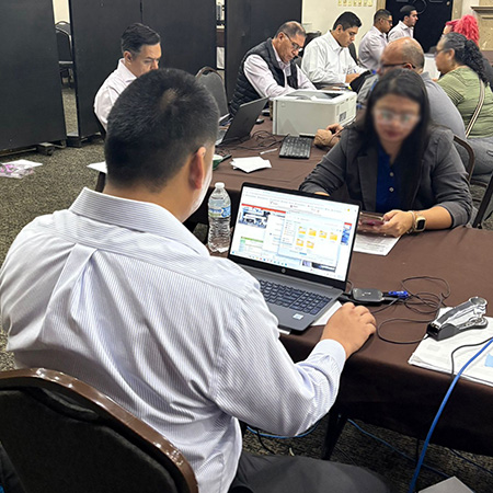 Talleres de Información y giras de trabajo